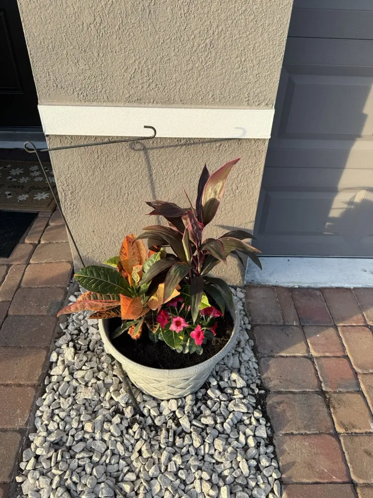 Local garden landscaping for homes across Palm Bay, FL - Davis Curb Appeal Services