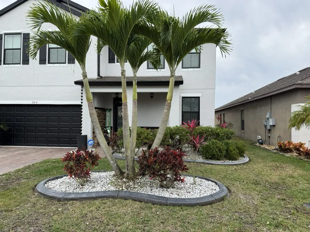 Local yard maintenance experts serving Palm Bay, FL - Davis Curb Appeal Services