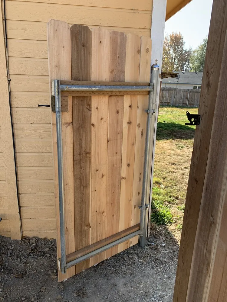 Affordable yard cleanup service with custom design across Star, ID - Davis Dirty Deeds