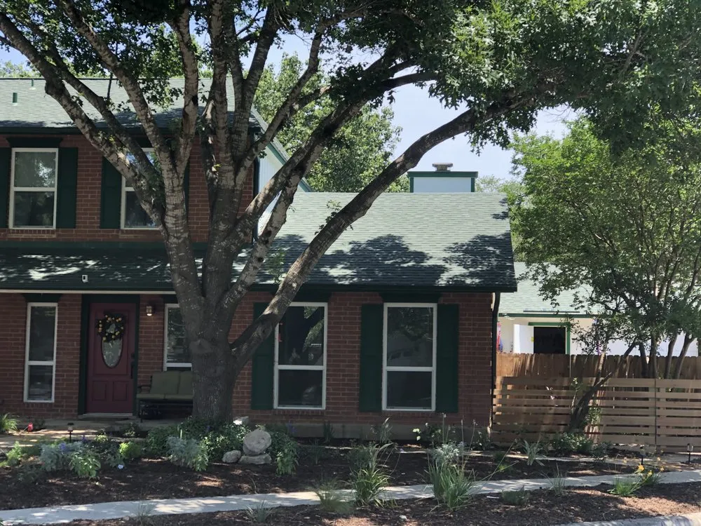 Trusted outdoor landscaping with custom design in San Antonio, TX by Davis GardenCraft