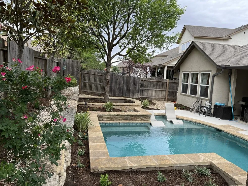 Professional yard cleanup service experts serving San Antonio, TX - Davis GardenCraft