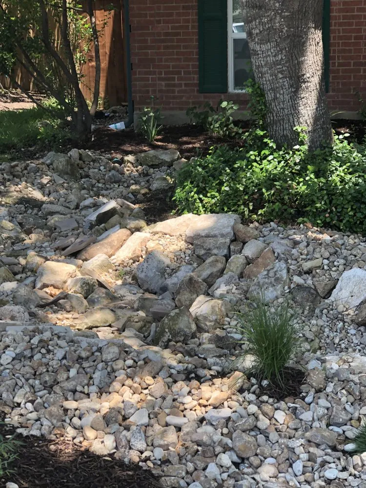 Expert outdoor landscaping with custom design across San Antonio, TX - Davis GardenCraft