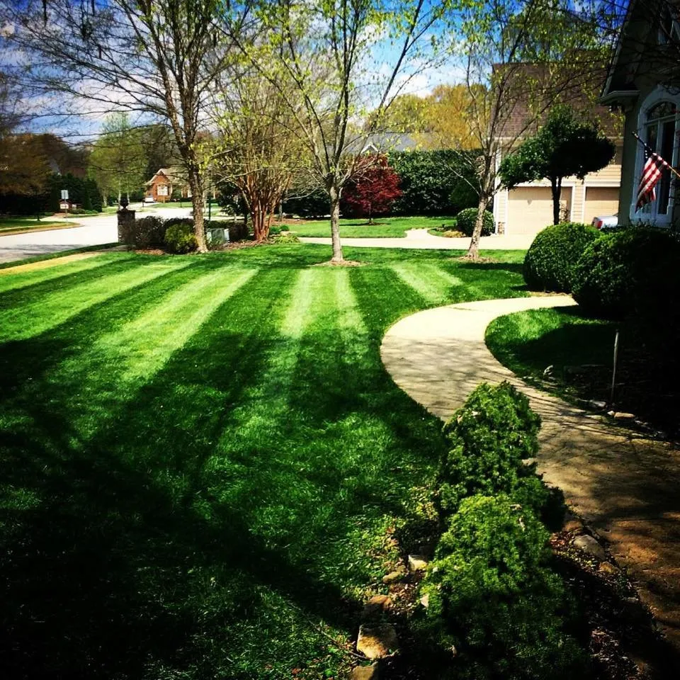 Custom residential landscaping for homes across Chattanooga, TN - Davis Kee Outdoor