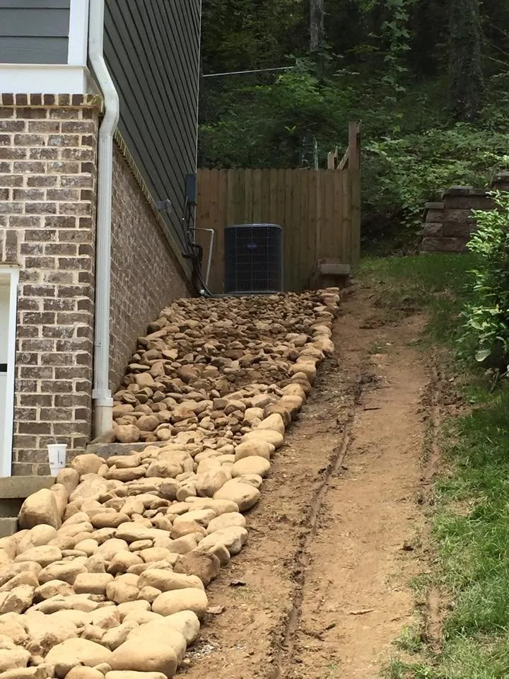 Professional landscaping services for residential properties across Chattanooga, TN - Davis Kee Outdoor