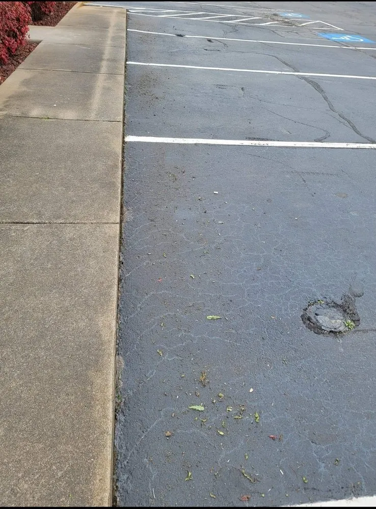 Trusted lawn care service experts serving Inman, SC - Davis Landscape and Nursery