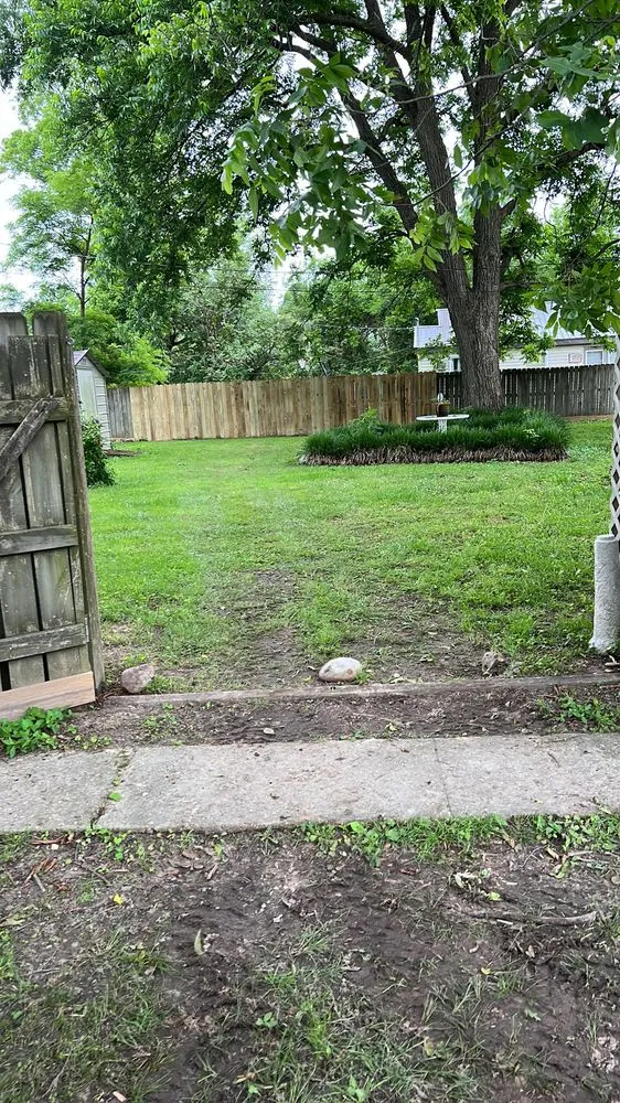 Top-rated landscape installation in Hoxie, AR by Davis Landscaping