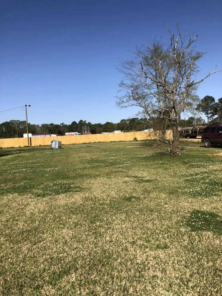 Affordable lawn mowing service for homes in Daphne, AL by Davis Landwork & Construction