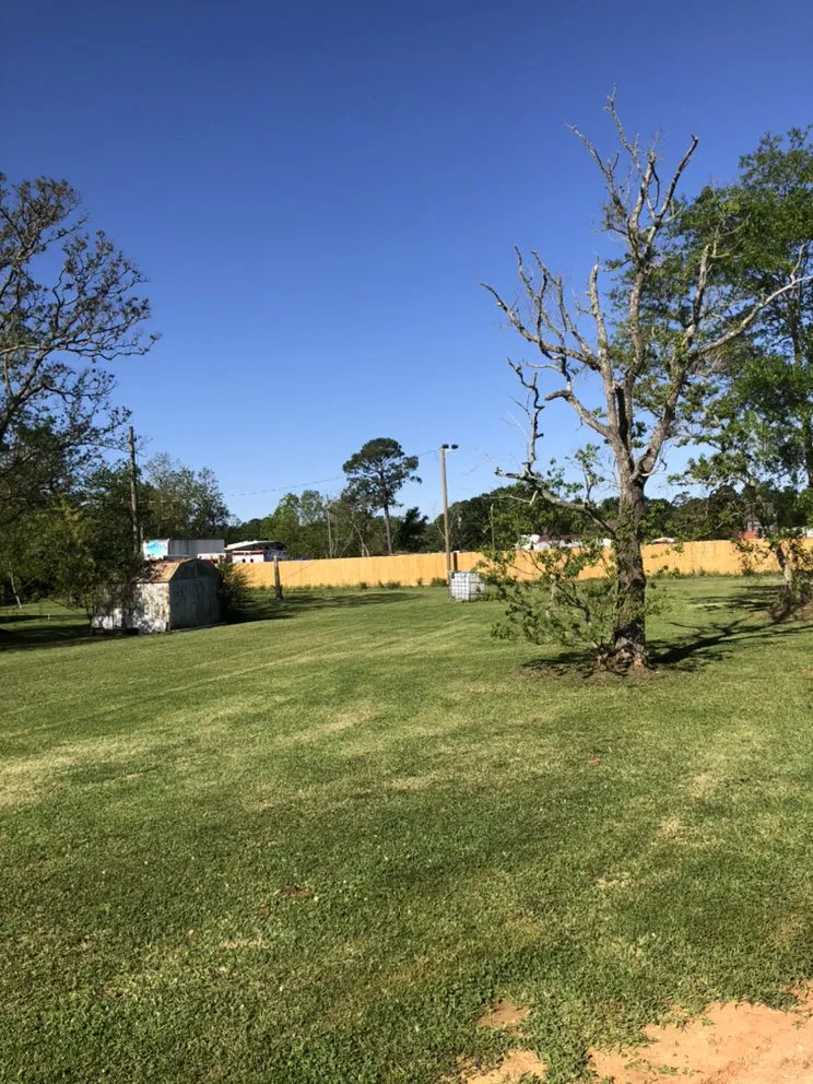 Local outdoor landscaping in Daphne, AL by Davis Landwork & Construction