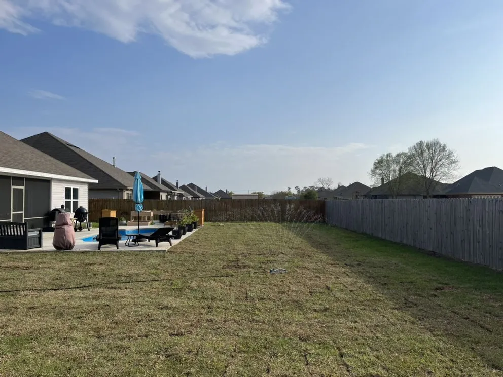 Top-rated yard cleanup service in Daphne, AL by Davis Landwork & Construction