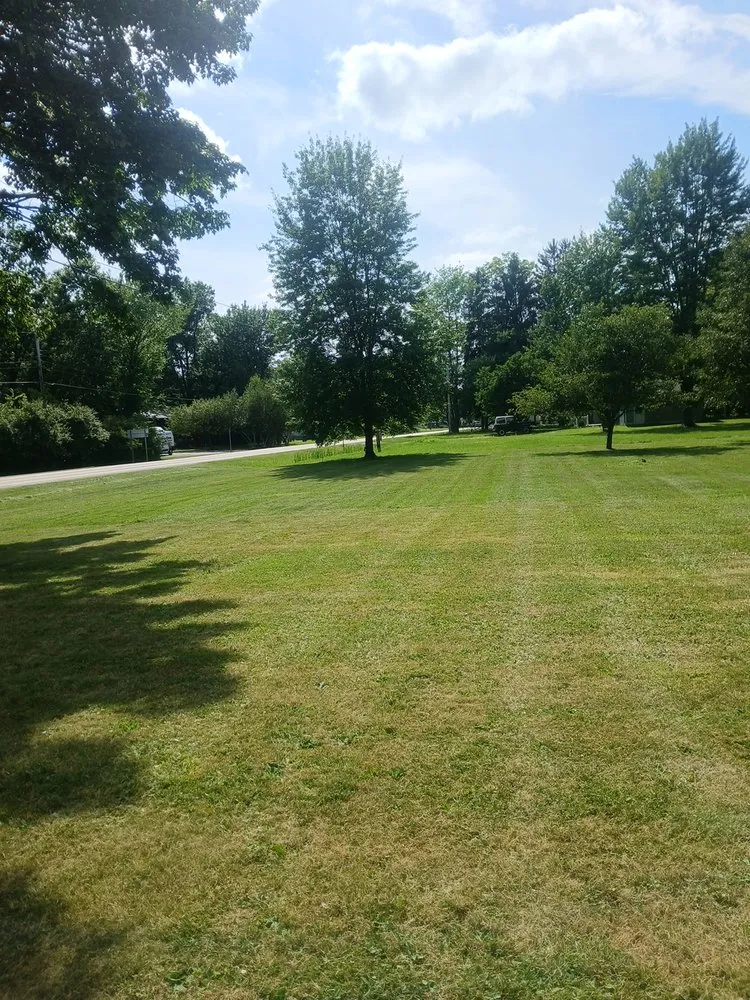 Trusted landscape design experts serving Cortland, OH - Davis Lawn & Landscaping