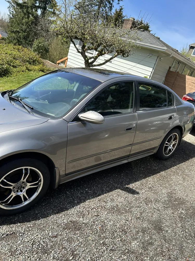 Reliable landscaping services experts serving Newcastle, WA - Davis Lawn Care and Detailing