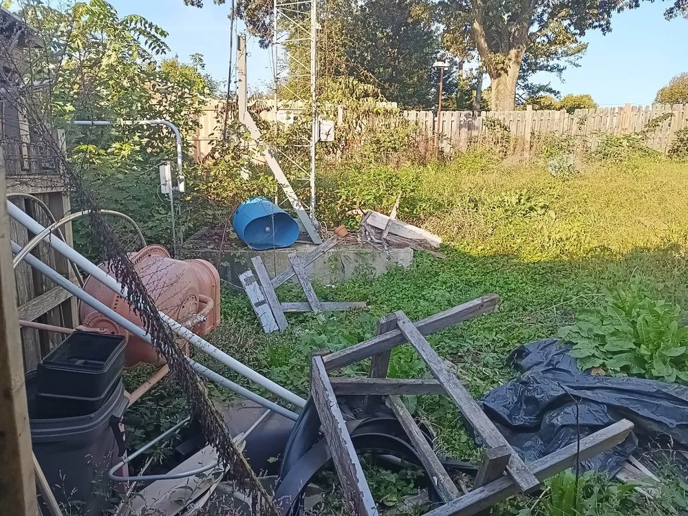 Professional lawn mowing service near you in Knoxville, TN by Davis Lawn Care