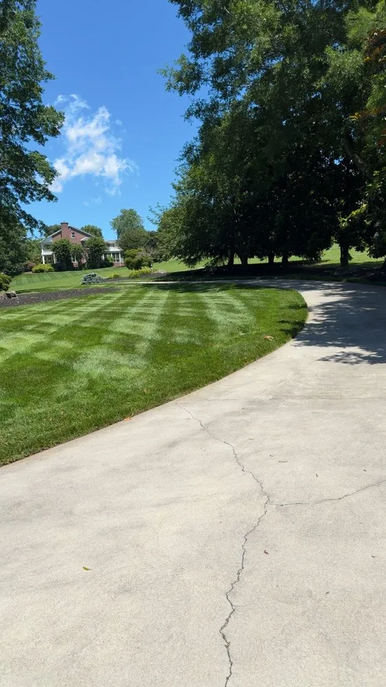 Professional residential landscaping for homes in Knoxville, TN by Davis Lawn Care