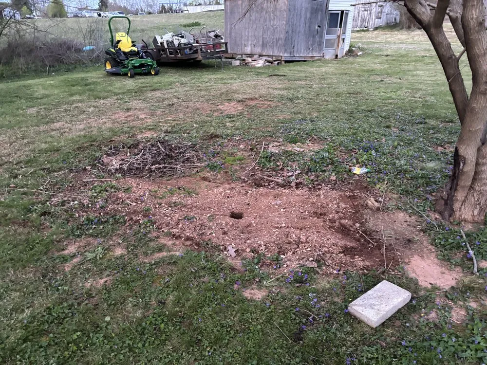 Reliable residential landscaping experts serving Horse Cave, KY - Davis Lawn Maintenance