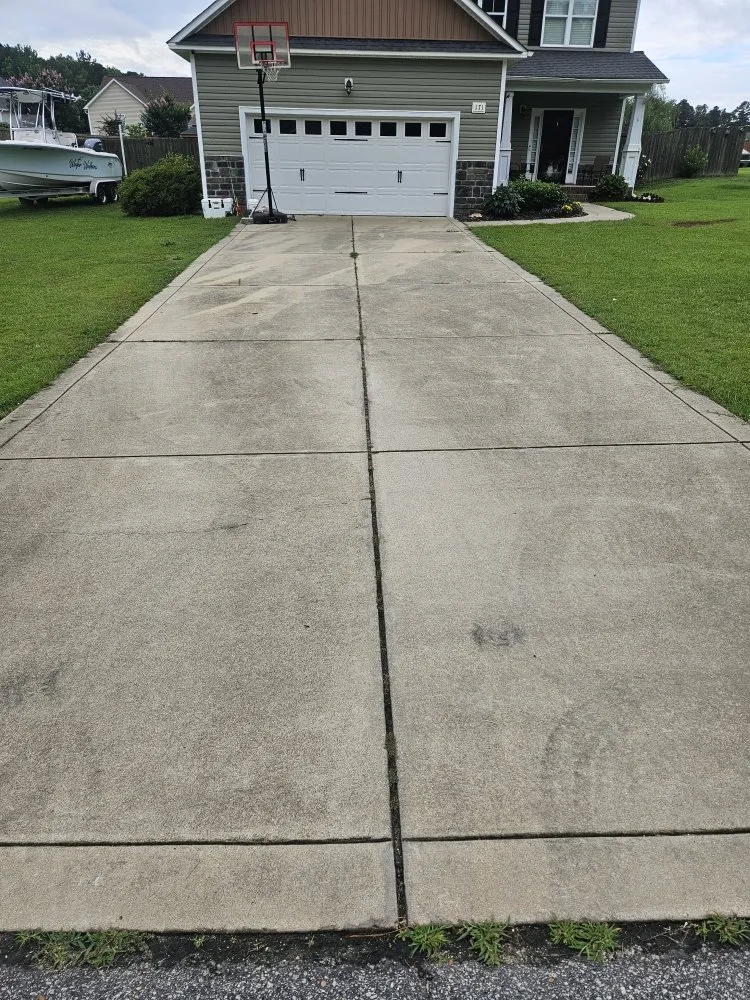 Top-rated lawn care service for homes in Lillington, NC by Davis Lawncare and Home Services