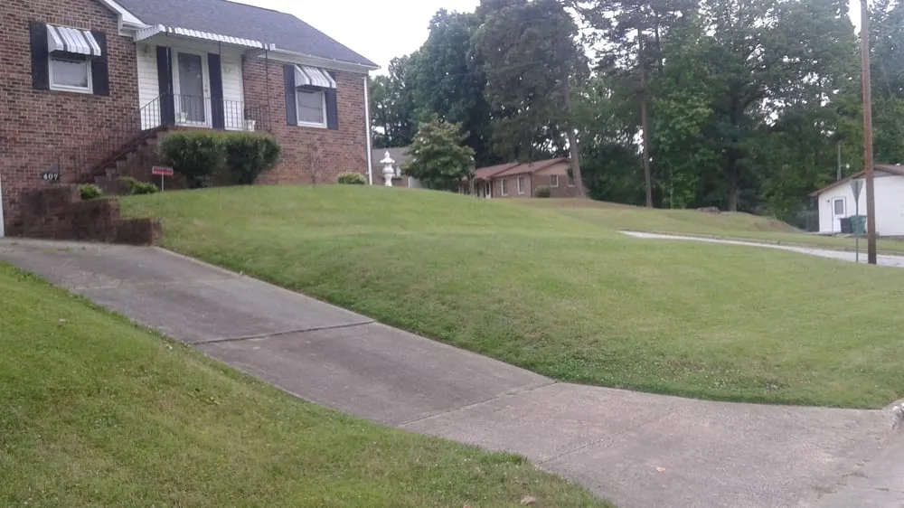 Local garden landscaping in High Point, NC by Davis Lawns & Maintenance