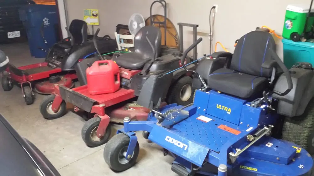 Affordable yard cleanup service for residential properties in Nixa, MO by Davis Mowing