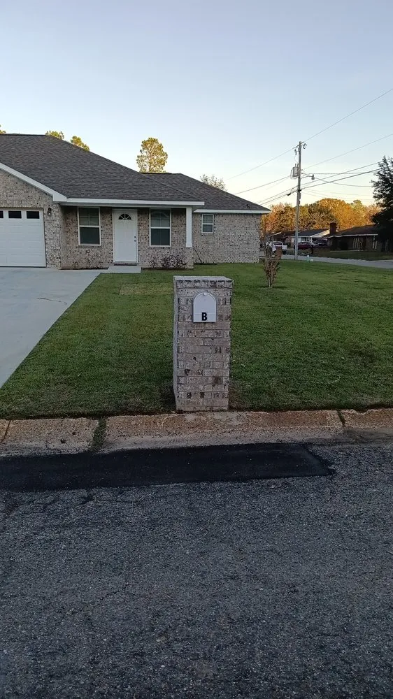 Reliable landscape design in Gulfport, MS by Davis Nice & Neat Lawn Service