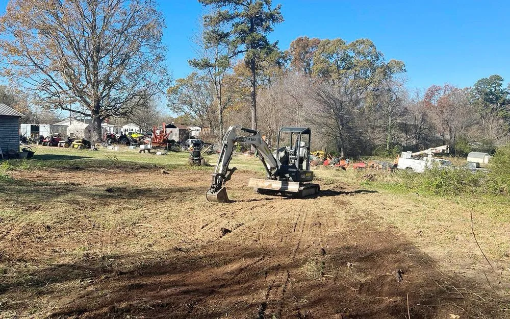 Custom lawn mowing service in Clemmons, NC - Davis Outdoor Solutions