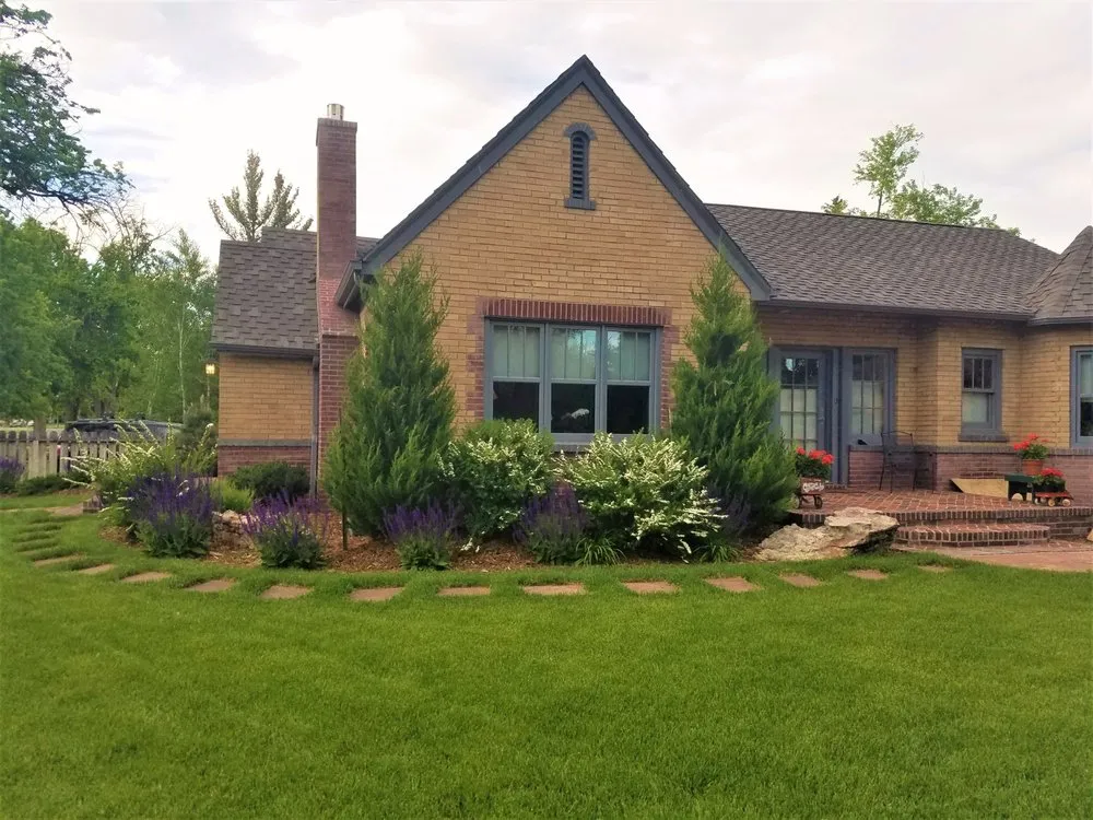 Top-rated yard cleanup service for beautiful yards across Malad City, ID - Davis Sod