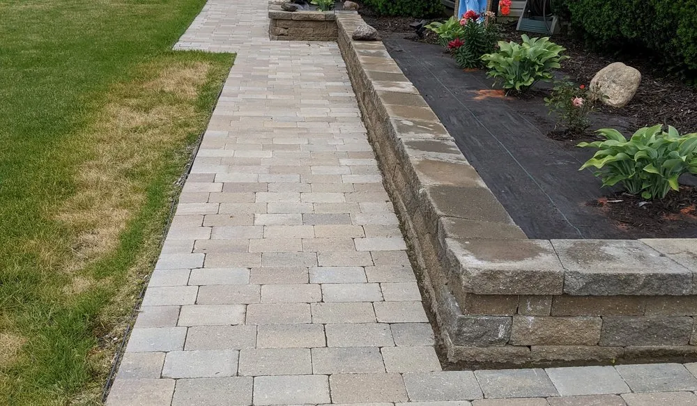 Affordable residential landscaping in Holly, MI - Davisburg Design Landscaping