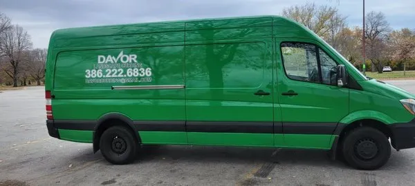 Davor Landscape Curbing Logo