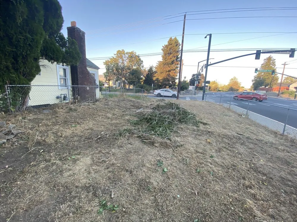 Expert outdoor landscaping experts serving East Wenatchee, WA - Dawn View Landscaping