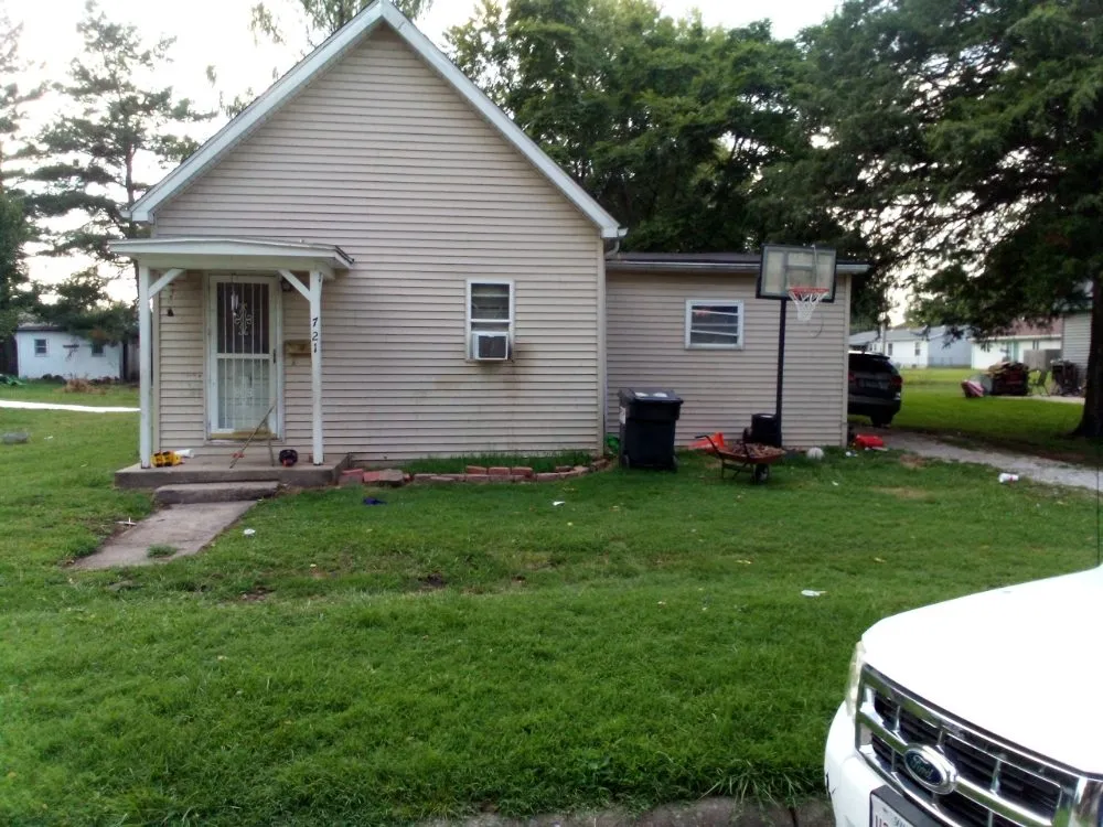 Affordable landscaping services for outdoor upgrades across Litchfield, IL - Dawsens Lawn Care