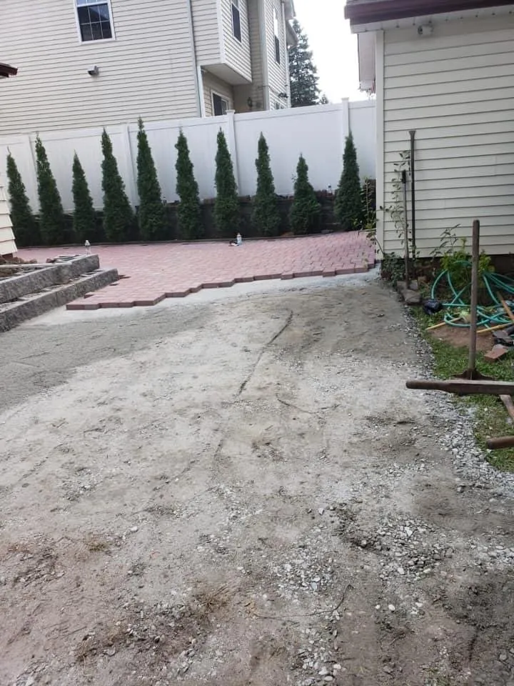 Custom yard cleanup service in Englewood, NJ - Dayali landscaping & Home improvement