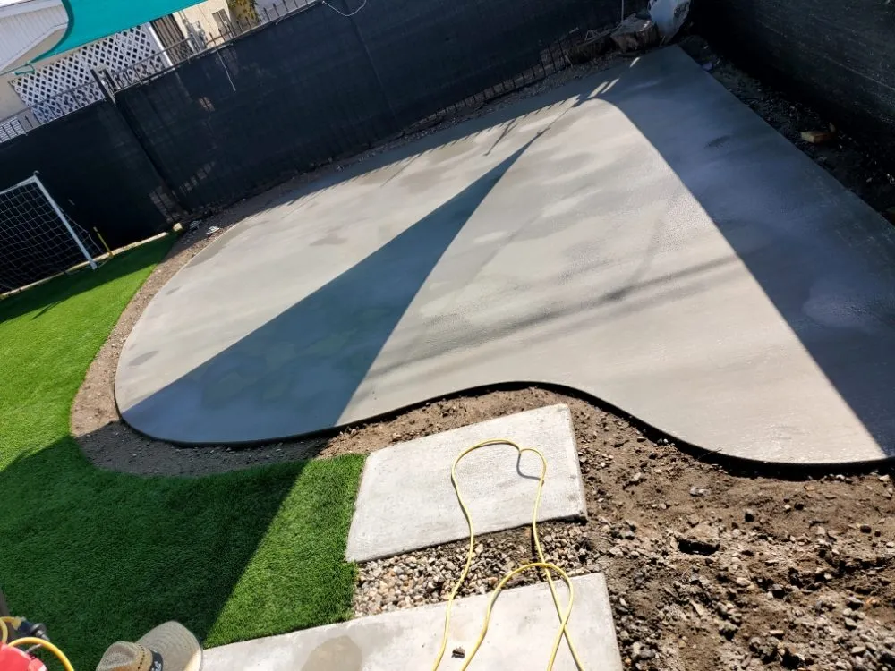 Trusted residential landscaping experts serving Bloomington, CA - Daydream Exteriors