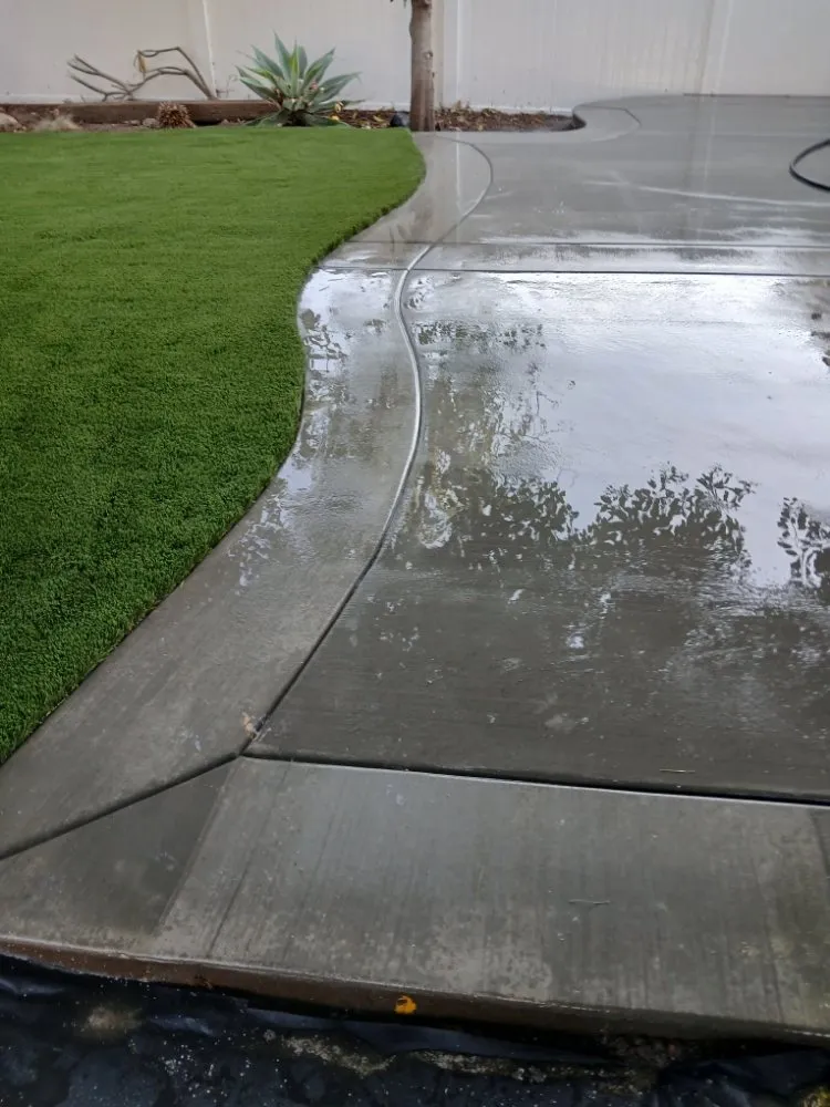 Expert residential landscaping experts serving Bloomington, CA - Daydream Exteriors