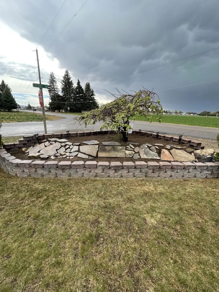 Trusted lawn care service experts serving Heyburn, ID - Dayley Landscaping