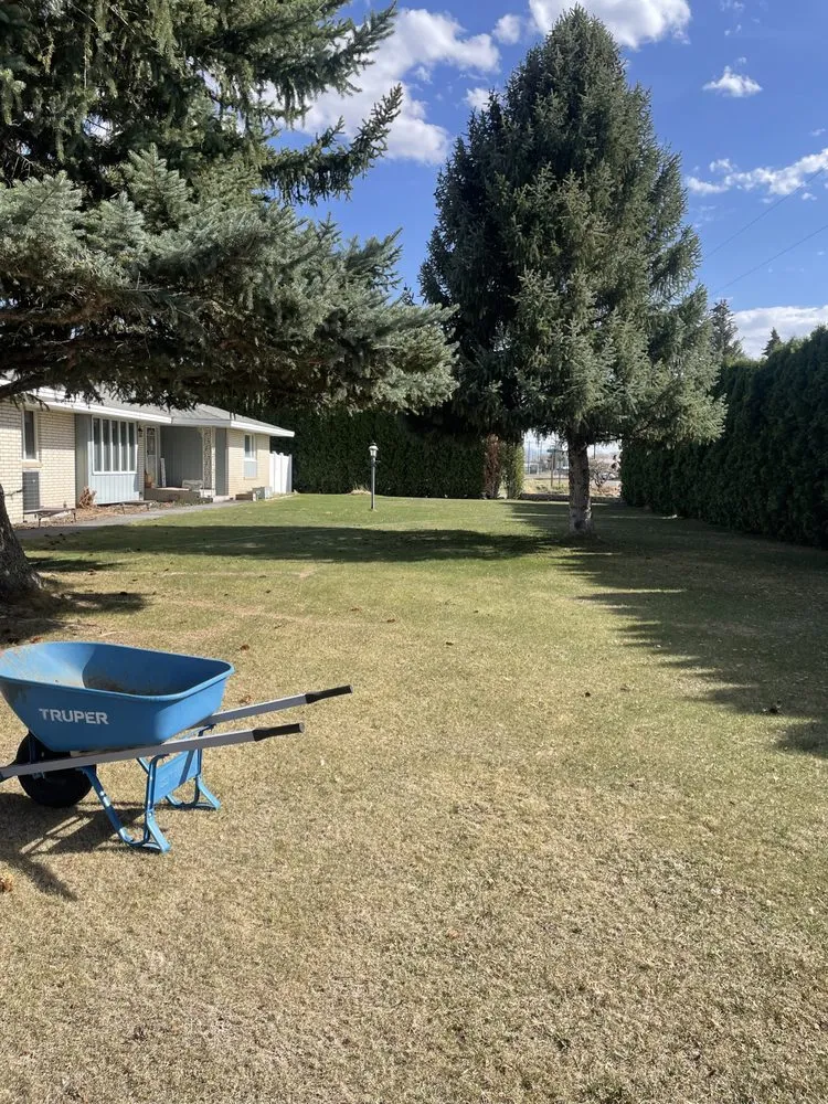 Affordable residential landscaping for beautiful yards in Heyburn, ID by Dayley Landscaping