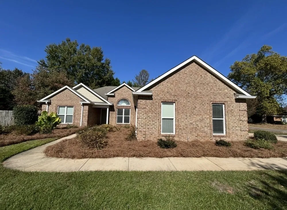 Top-rated lawn mowing service in Bonaire, GA - Day’s Landscaping 478