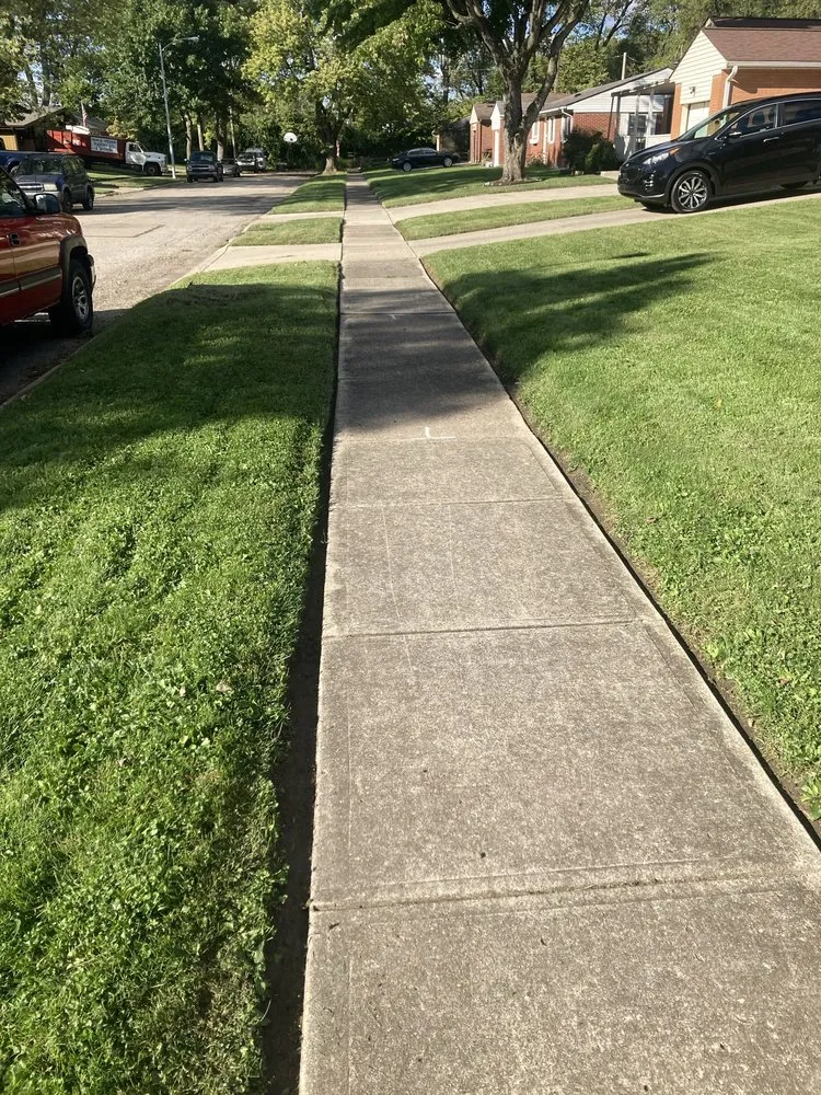 Trusted garden landscaping in Dayton, OH by Dayton Yard Sharks