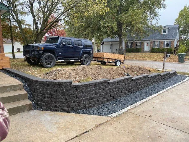 Custom landscape installation experts serving Saint Peters, MO - Daywork Hardscapes & Landscapes