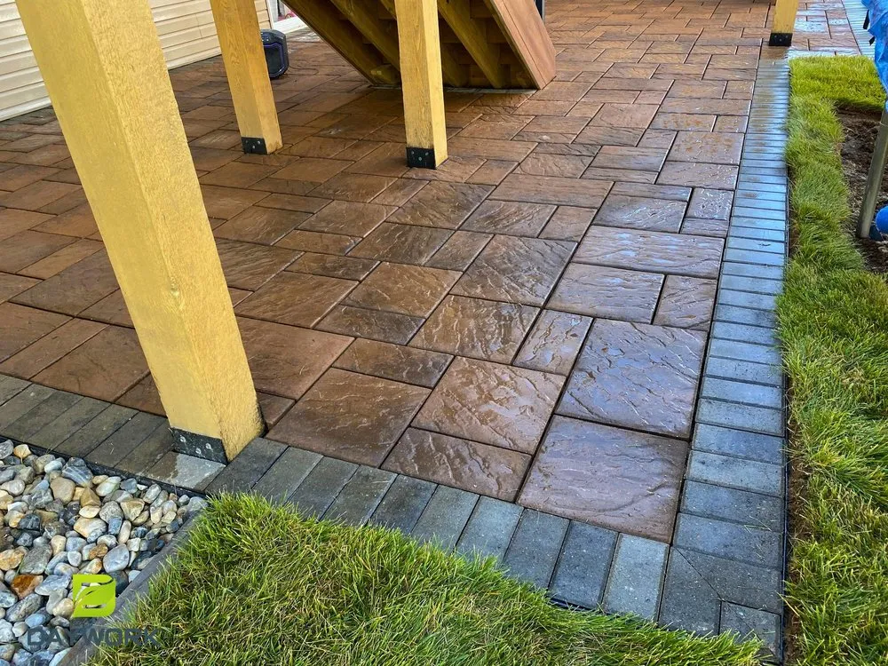 Expert landscaping services in Saint Peters, MO by Daywork Landscaping