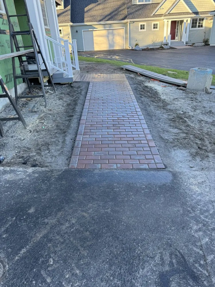 Top-rated garden landscaping for beautiful yards in Durham, ME by DB Enterprise Excavation & Landscaping