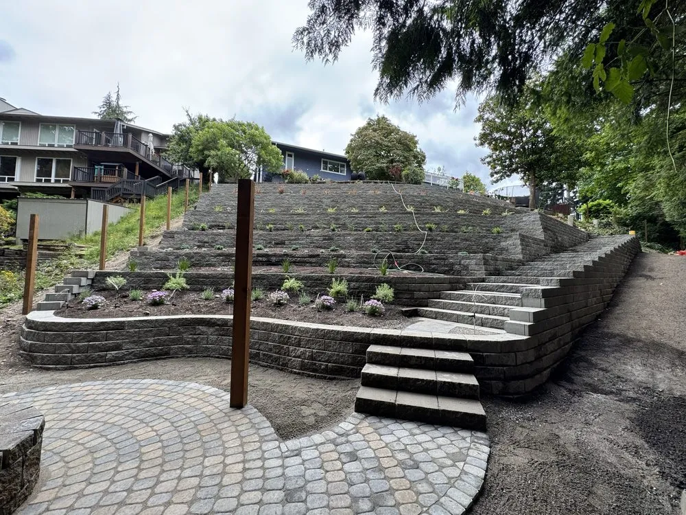 Top-rated outdoor landscaping experts serving Lynnwood, WA - DB Gardening Services