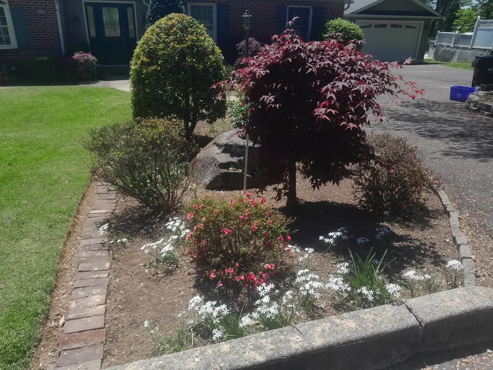 Custom garden landscaping for homes in Schwenksville, PA by D&B Grounds Maintenance