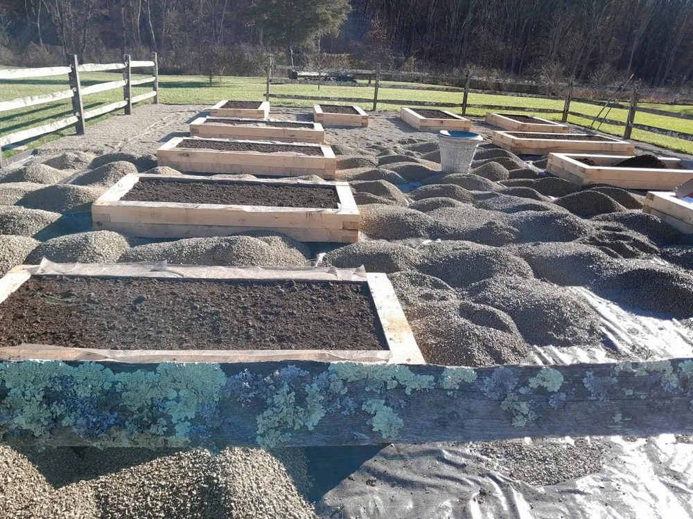 Top-rated garden landscaping experts serving Schwenksville, PA - D&B Grounds Maintenance