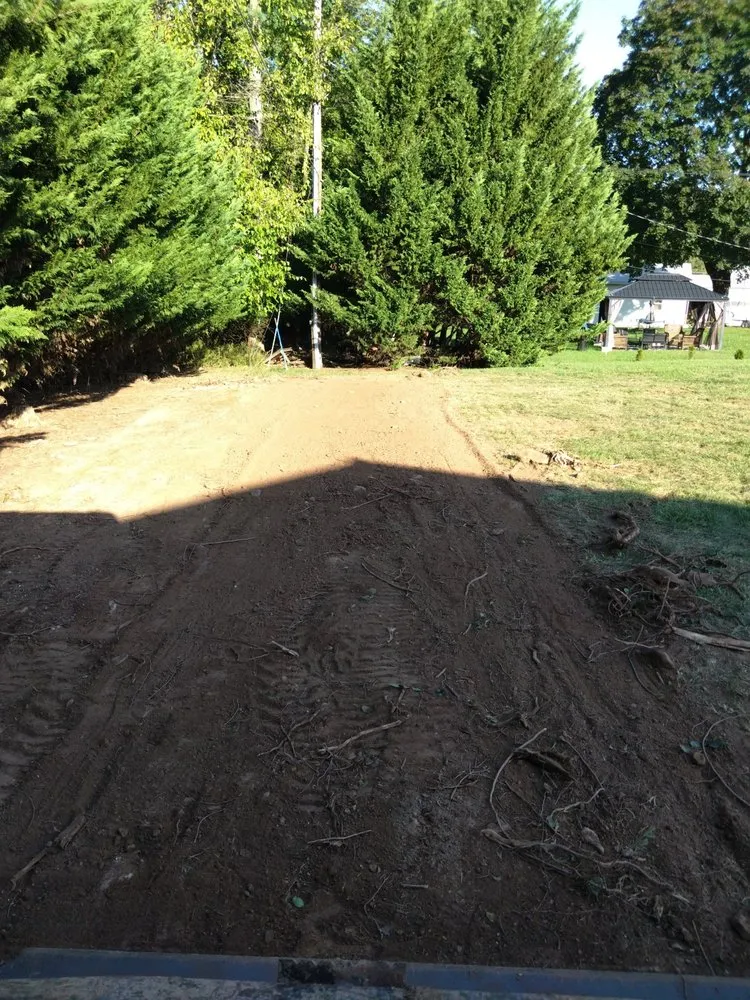Professional lawn mowing service in Union Bridge, MD by D&B Land Clearing