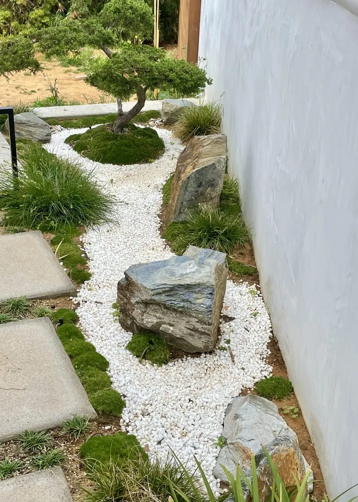 Expert lawn care service experts serving Encinitas, CA - DB Landscape Co.