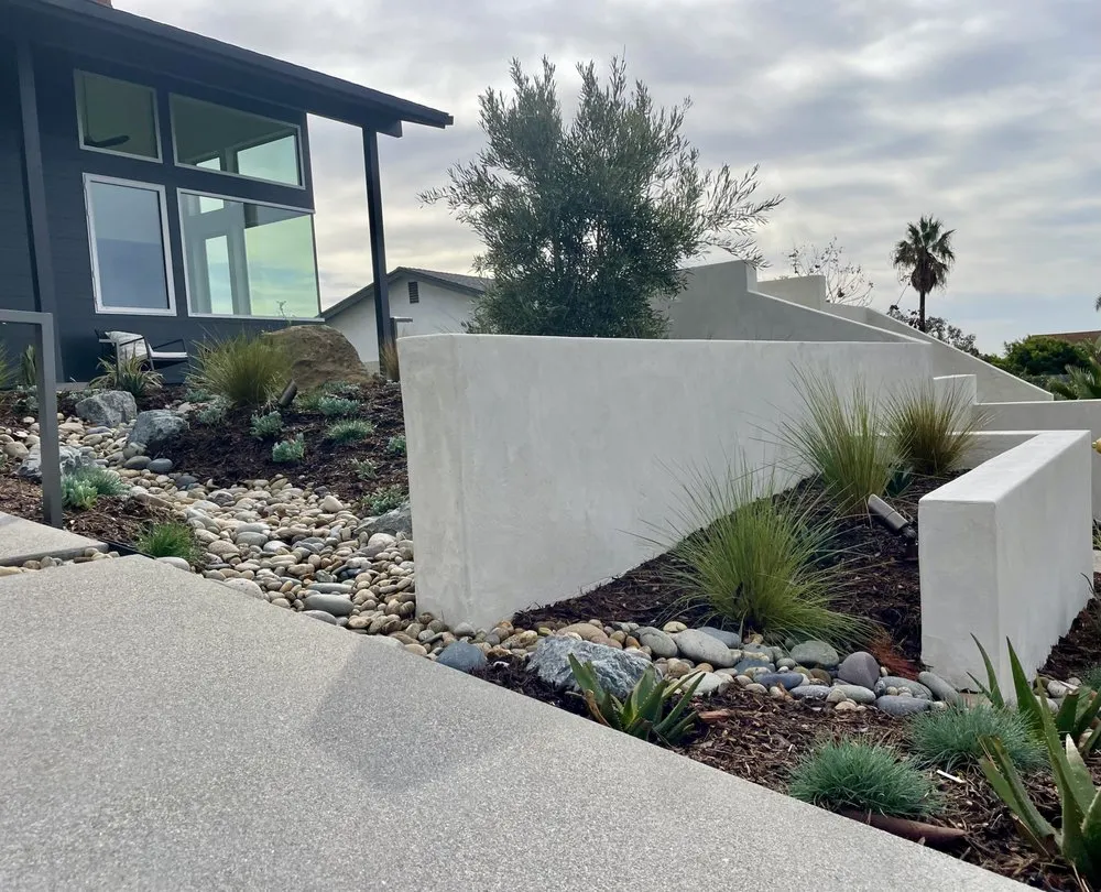 Expert lawn care service experts serving Encinitas, CA - DB Landscape Co.