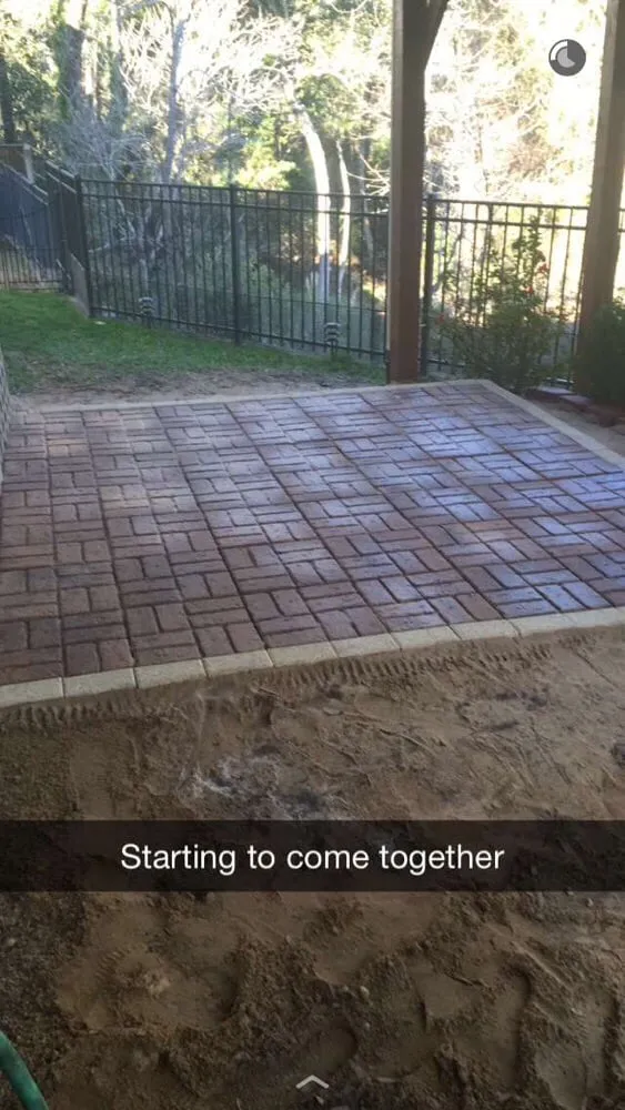 Affordable yard cleanup service in Niceville, FL - D&B Pressure Cleaning and Landscaping