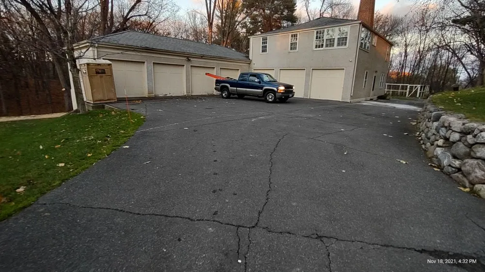 Custom yard maintenance experts serving Minneapolis, MN - DB Property Maintenance