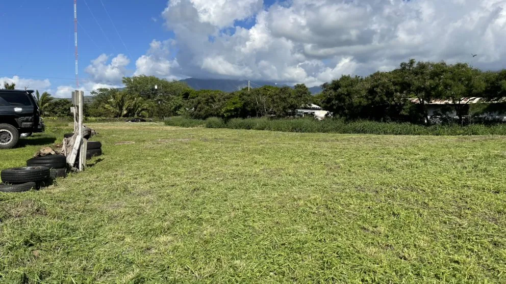 Reliable garden landscaping for year-round maintenance across Waianae, HI - DBA Lawn Maintenance