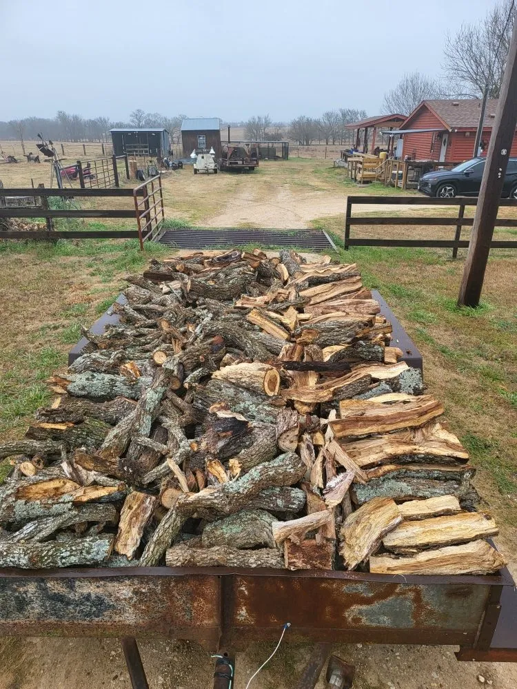 Reliable lawn care service in Navasota, TX by Dbar3 Landscaping Construction