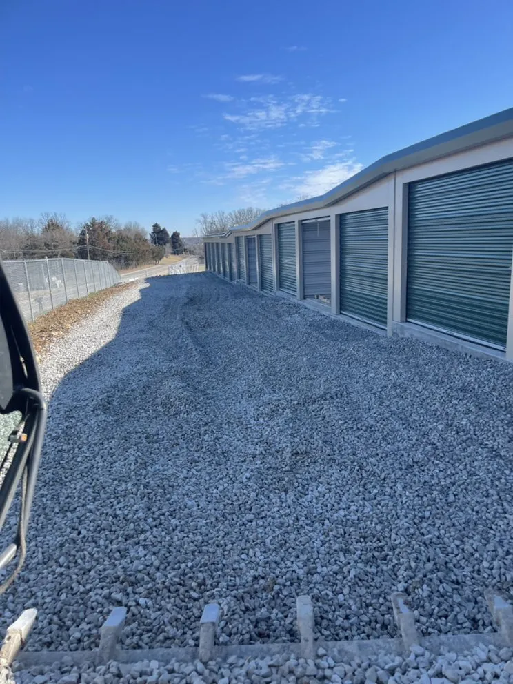 Custom landscape installation experts serving Blackwell, MO - DC and Sons
