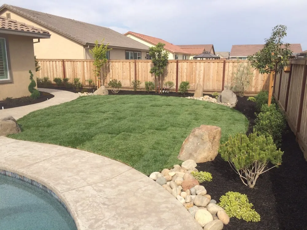 Expert yard maintenance in Oakdale, CA - DC Custom Landscaping